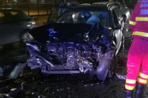 Accident la Metro Cluj! Un BMW a ţinut neapărat să facă o depăşire - FOTO