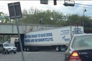 CEI MAI PROŞTI ŞOFERI din istorie. Văzându-i, chiar şi începătorii se vor simţi profesionişti. Galerie foto