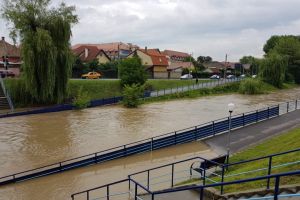 Aproape trei milioane lei valoarea pagubelor inundaţiilor din judeţul Sibiu