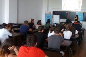 ”Creionează integritatea!” Workshop de educaţie anticorupţie, la Universitatea ,,Constantin Brâncuşi”