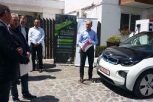 Prima staţie pentru încărcare rapidă a autoturismelor electrice, din judeţ, a fost inaugurată