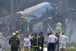 Avion prăbuşit imediat după decolare. O eroare de pilotaj a provocat moartea a 110 oameni