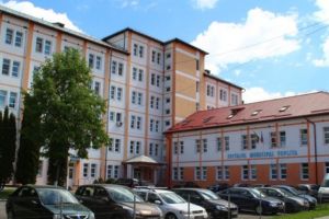 Spitalul Municipal Topliţa angajează îngrijitoare