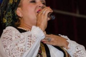 O celebră artistă dezminte că ar fi implicată în vreun scandal sentimental: „Sper să ţină iubirea asta până la sfârşitul zilelor mele”