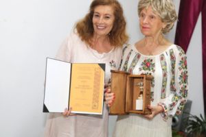 Festivalul internaţional „Nopţile de poezie de la Curtea de Argeş” va avea un muzeu