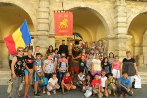 FOTO. Oaspeţi din Republica Moldova la Centrul de zi ”Sfântul Serafim de Sarov” din Războieni
