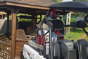 Decolmatarea fântânii din centrul Scoarţei, realizată cu utilajul pentru situaţii de urgenţă