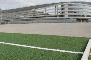 Stadionul din Târgu Jiu mai aşteaptă