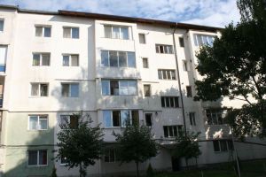 Pentru realizări măreţe, administraţia Creţu acuzată că iroseşte banii europeni pe lucrări de care nu e nevoie