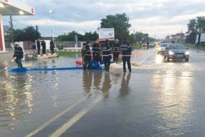 Prahova are nevoie de peste 100 milioane de lei ca sa stearga urmele lasate de inundatii