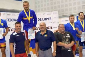 Bronz pentru Cătălin Miron la „Naţionalele” de lupte