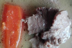 Zamă de limbă cu hrean şi smântână