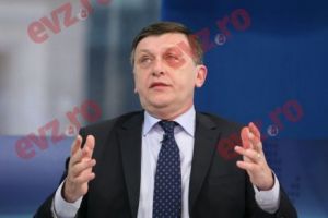 Crin Antonescu REVINE ÎN POLITICĂ? Răspunsul anului a generat NEWS ALERT