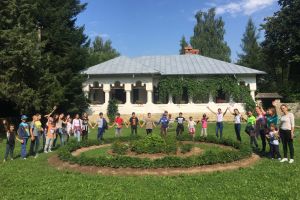 Tabără pentru copii la Mănăstirea Bistriţa