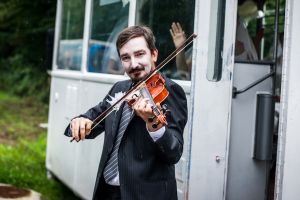 TNRS suplimentează numărul de spectacole cu piesa „Un tramvai numit Popescu’’