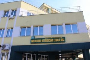 Malpraxis fara vinovati! 1,5 milioane lei, daune de la IML pentru moartea fiicei