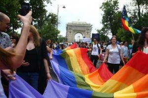 CCR face istorie: căsătoria se încheie între un bărbat şi o femeie!