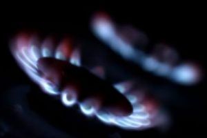 Preţul de vânzare a gazelor naturale din producţia internă la producători ar putea fi plafonat la 55 lei/Mwh până în 2021