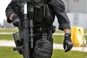 RĂZBOI la Deveselu, scutul american este sub ASEDIU. Incendiu de PROPORȚII şi pachete suspecte