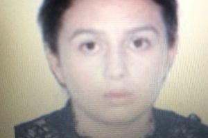 Tanara disparuta de acasa. A fost vazuta urcand in masina cu doi barbati