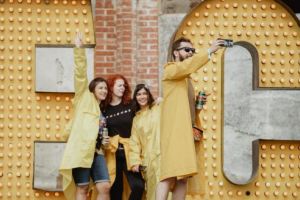 Electric Castle debutează cu un nou record şi o declaraţie de dragoste pentru zeci de mii de oameni