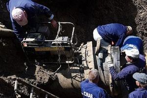 Continuă umplerea conductei de pe aducţiunea Valea Uzului