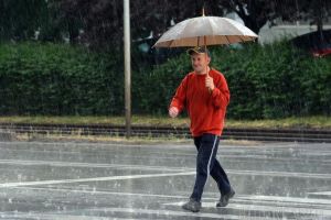 Avertizare ANM: Cod galben de furtună în Oradea şi alte câteva zeci de localităţi