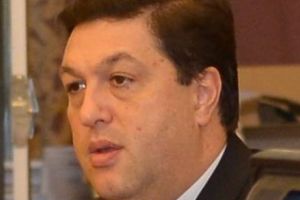 RĂZBOIUL declaraţiilor: Preşedintele primeşte o replica EXTREM de dură din partea unui SENATOR. „Domnul Iohannis abundă în declaraţii stupide”