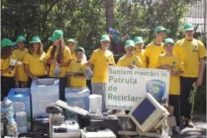 Trei unităţi de învăţământ din judeţ au câştigat premiile locale ale Patrulei de Reciclare