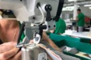 Cel mai mare producător de pantofi din România a ajuns în Reşiţa! Lucrează pentru un brand de fiţe italian şi oferă super salarii!