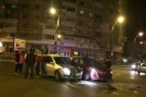 Doua persoane au ajuns la spital in urma unui accident rutier care a avut loc pe Dorobanti