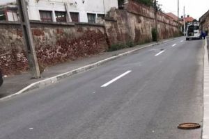 ATENȚIE ȘOFERI! PERICOL pe o stradă din Aradul Nou