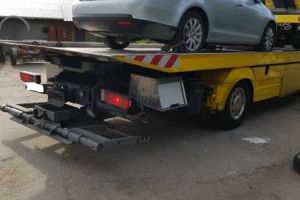 Primăria Alexandria le-a pus gând rău samsarilor: a fost achiziţionată maşina de ridicare a autovehiculelor staţionate neregulamentar