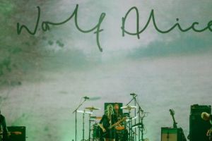 Wolf Alice şi-a sărbătorit ziua de naştere la Electric Castle cu o vânătoare de OZN-uri