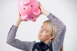 Câţi absolvenţi din Harghita s-au înregistrat la AJOFM pentru indemnizaţia de şomaj