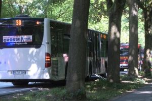 Atac într-un autobuz în Germania – Cel puţin 14 oameni înjunghiaţi
