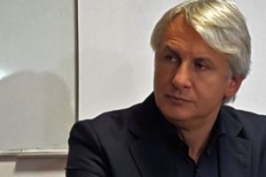 Ministrul Finanţelor, Eugen Teodorovici, mătură pe jos cu şeful ANAF, Ionuţ Mişa. Cauza disputei, executarea imobilului din Sibiu al preşedintelui Klaus Iohannis