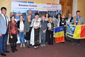 FOTO. Grupul de Iniţiativă ”Cultul Eroilor” Alba Iulia, pe ”Axa Centenarului Marii Uniri”