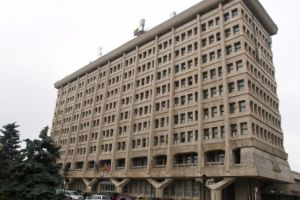 Deplasari pe bani publici. Angajatii Primariei Ploiesti au cheltuit 250.000 euro in ultimul an