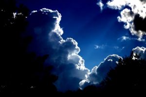 Prognoza meteo anunţă câteva ploi. Cum e vremea în weekend