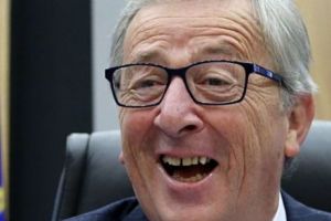 Cum HĂRȚUIEȘTE Uniunea Europeană ţările care îşi APĂRĂ FRONTIERELE