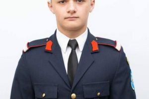 Doi absolvenţi ai Colegiului Militar deschid lista admişilor la Academia Forţelor Aeriene