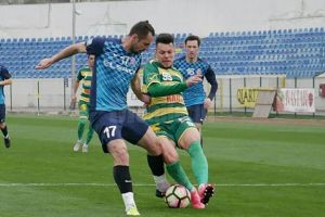 După cei doi englezi, săptămâna viitoare sunt aşteptaţi în probe la Foresta şi şase ...