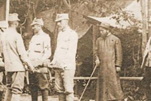 Preotul şi medicul, ipostaze ale ajutorării soldaţilor răniţi