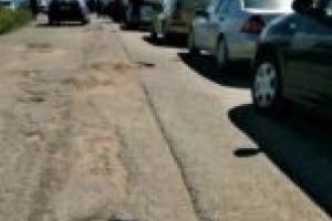 Consiliul Judeţean, mulţumit de numărul nemulţumiţilor privind starea drumurilor judeţene?! Doar 17 petiţionari în 6 luni!