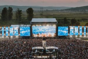 Duminica: J-day la Electric Castle!