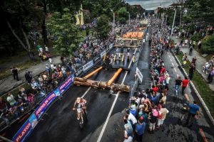 Restricţii în trafic pentru desfăşurarea Red Bull Romaniacs – Informaţii importante