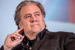 Strategul lui Trump se pune în fruntea „Revoluţiei de Dreapta” din Europa