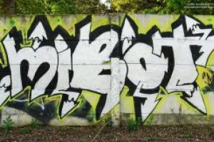„Graffiti”, proiect privind înfrumuseţarea pereţilior unor garaje