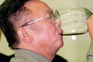 Ce DELICATESE le plac TIRANILOR. De la Hitler şi Stalin la Kim şi Gaddafi